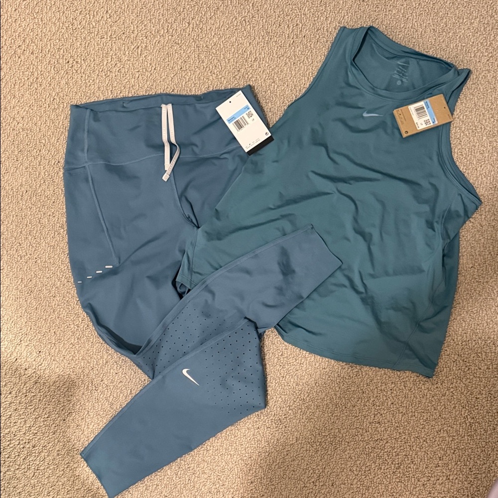 Nike Blue Nike Workout Ensemble size M